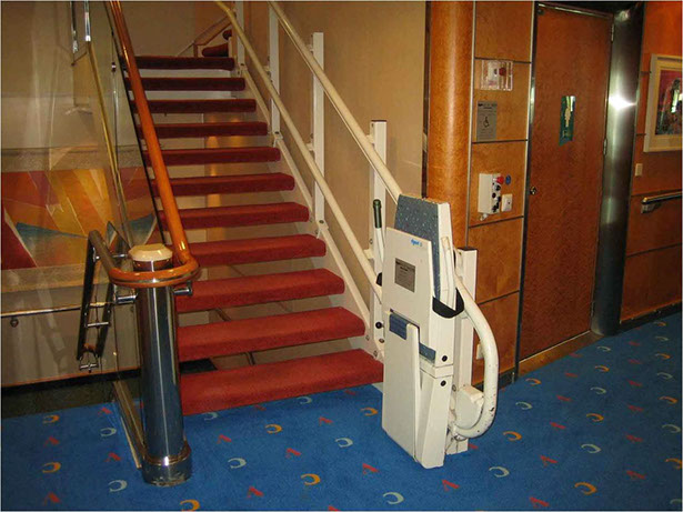 fotografía de silla salvaescaleras Silla Salvaescaleras.